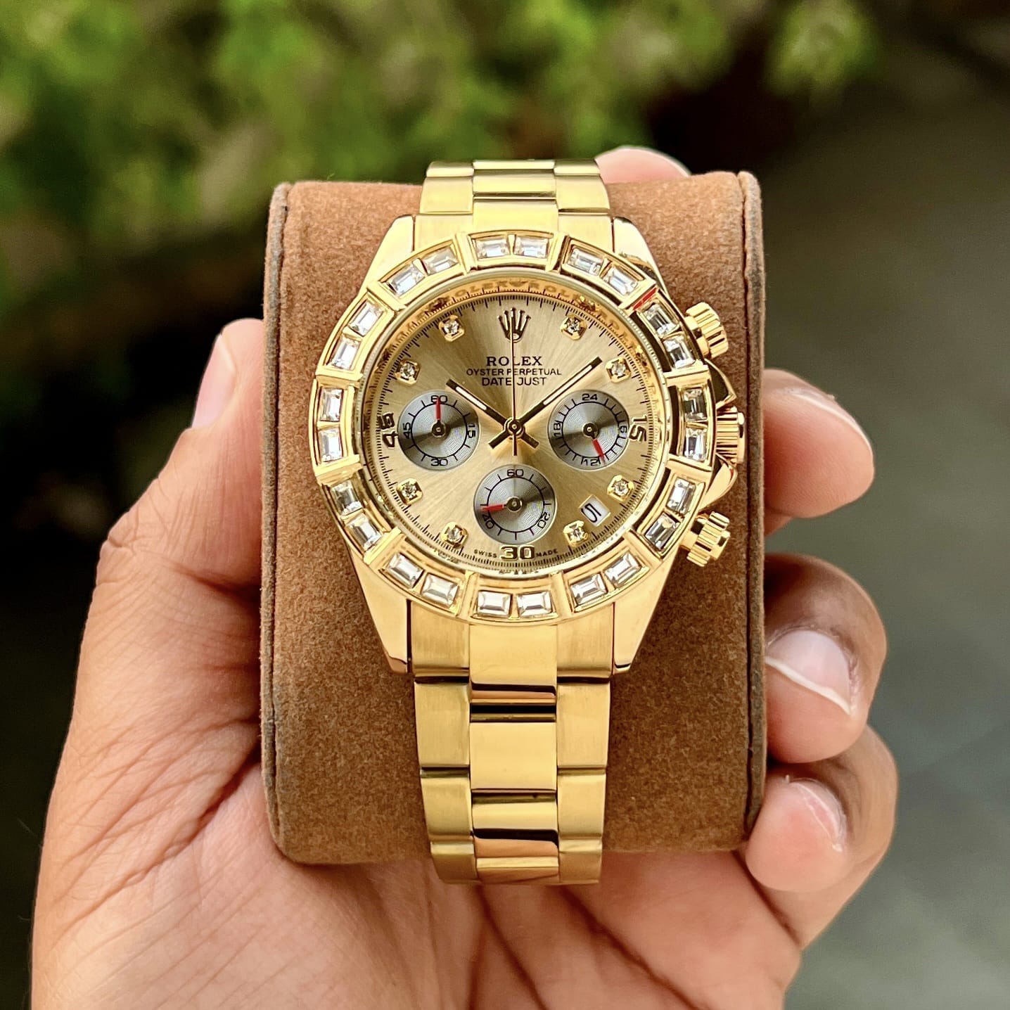 Premium Cosmograph Chronometer Watch – Gold Baguette Edition