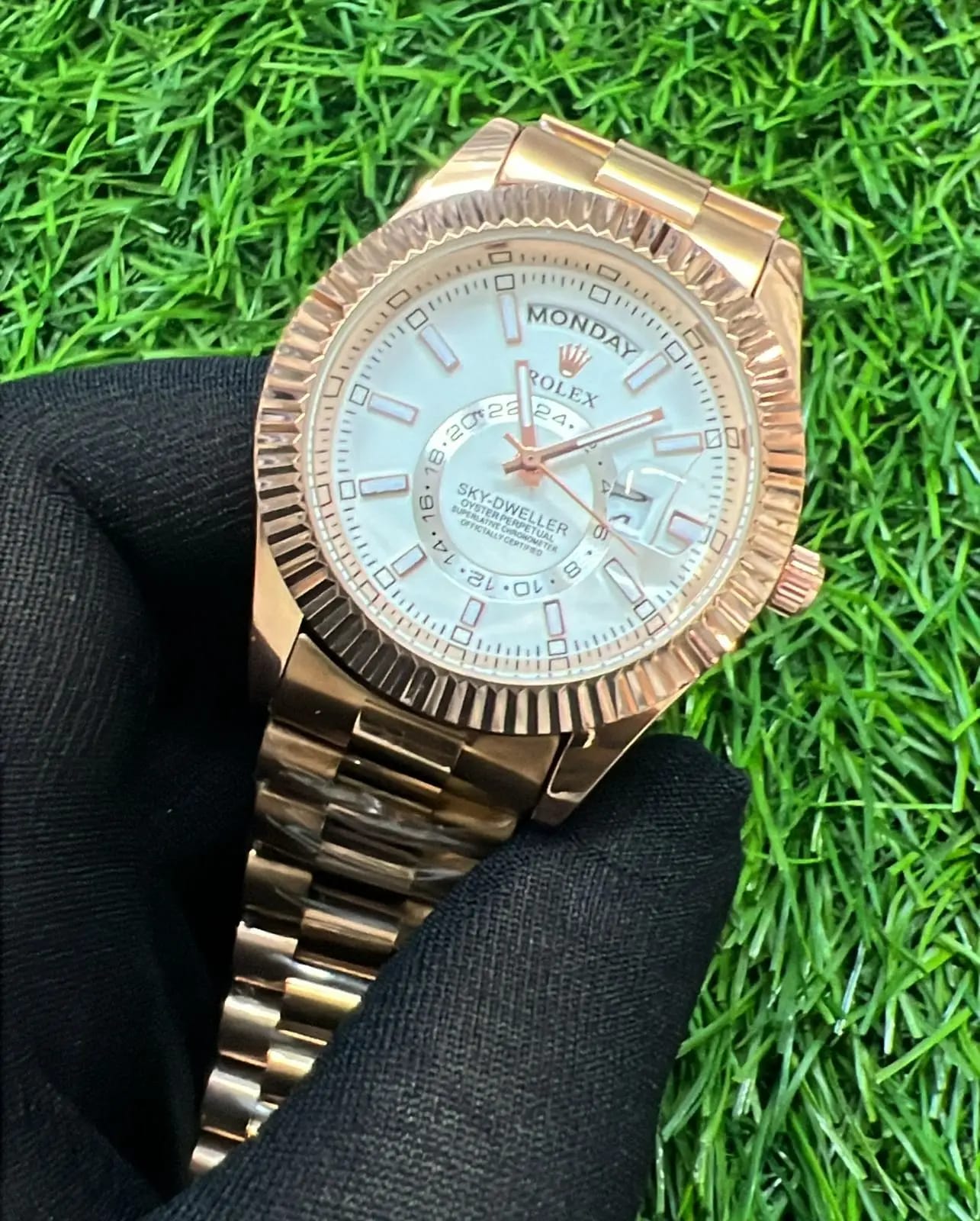 Premium Day-Date Luxury Watch – Rose Gold Ice Blue Dial Edition
